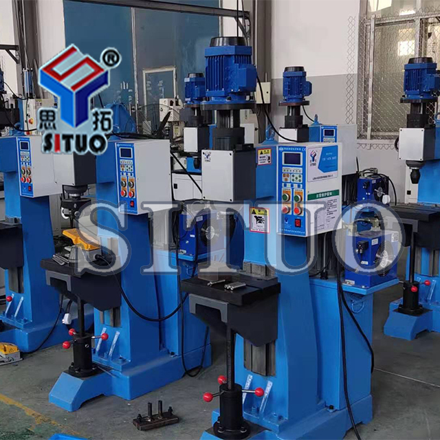 旋鉚技術(shù)革新：無錫思拓旋鉚機(jī)領(lǐng)航工業(yè)制造